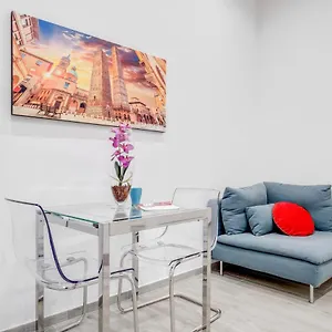 Bolognina Centro-stazione Apartament